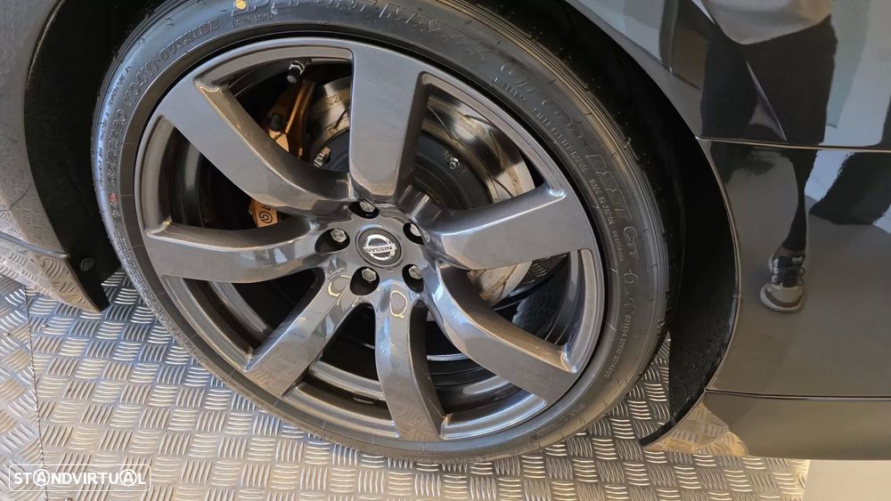 Nissan GT-R Black Edition - 37