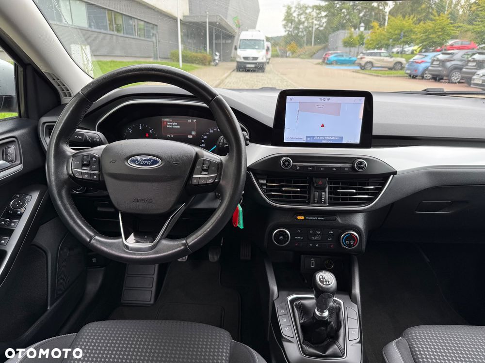 Ford Focus Turnier 1.5 EcoBlue Start-Stopp-System TITANIUM - 13