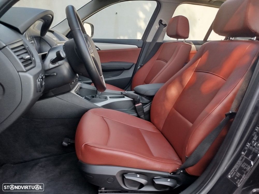 BMW X1 18 d sDrive - 25