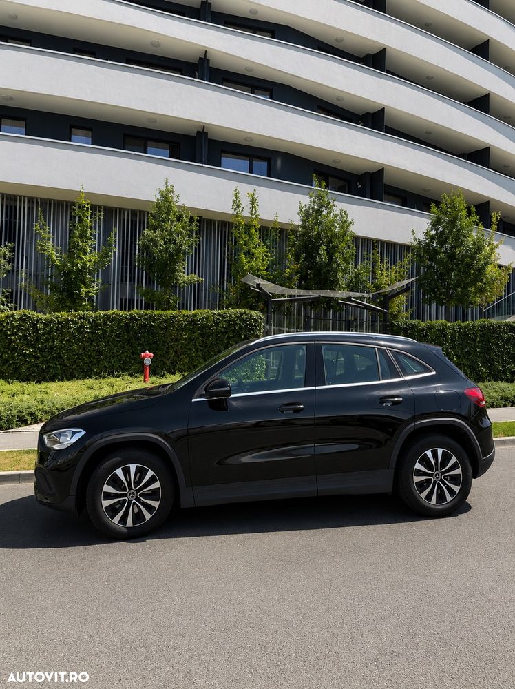 Mercedes-Benz GLA 180 d Aut. - 3