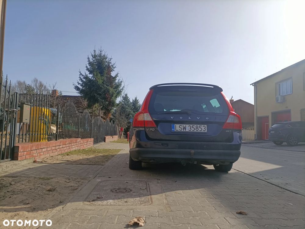 Volvo V70 2.5T Momentum - 8