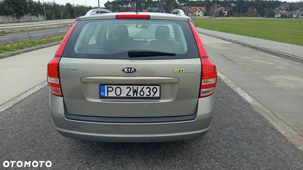 Kia Ceed 1.4 Comfort + - 3
