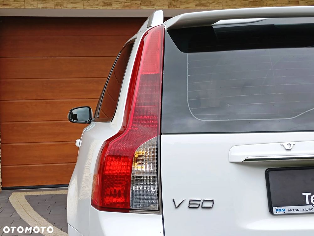 Volvo V50 DPF D2 Summum - 32