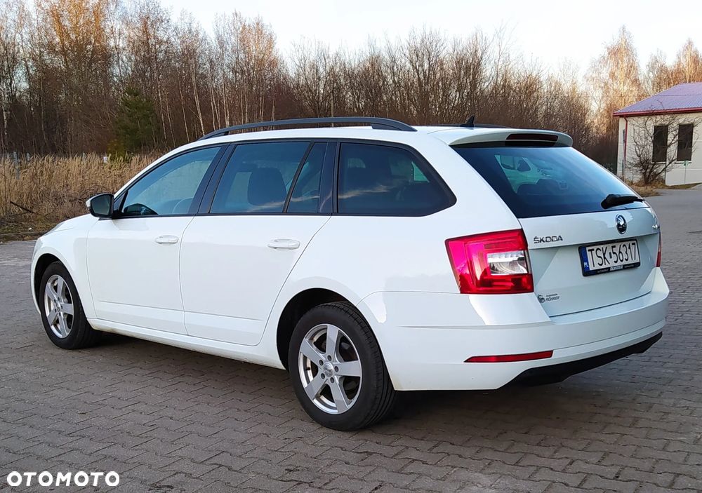 Skoda Octavia 1.6 TDI Ambition - 2