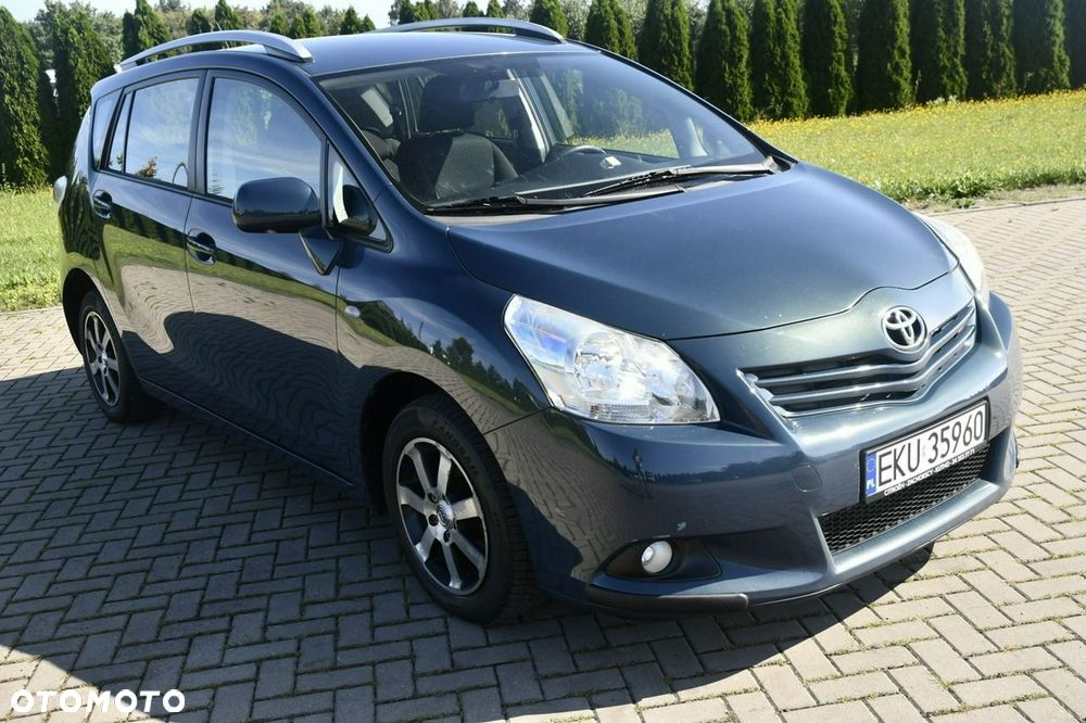 Toyota Verso - 5