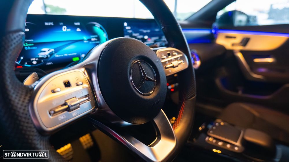 Mercedes-Benz CLA 250 e AMG Line - 14