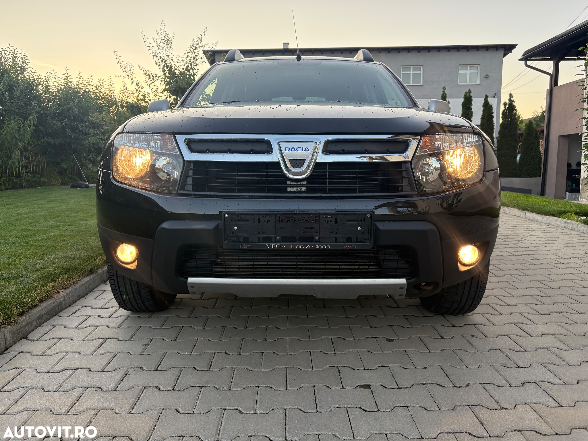 Dacia Duster 1.5 dCi 4x4 Laureate - 8