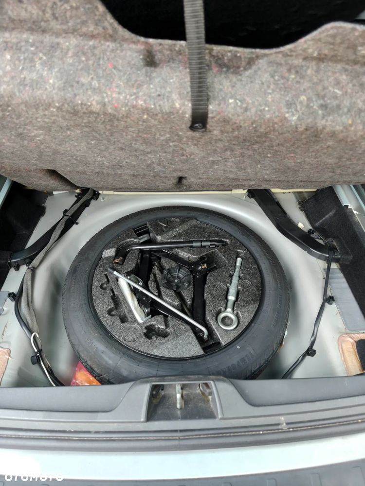 Volvo V70 2.5T Summum - 14