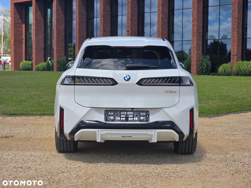 BMW iX3 50 xDrive 113.4kWh - 8
