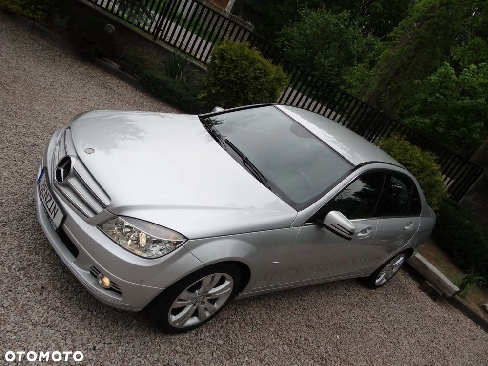 Mercedes-Benz Klasa C 180 BlueEFFICIENCY 7G-TRONIC Avantgarde - 6