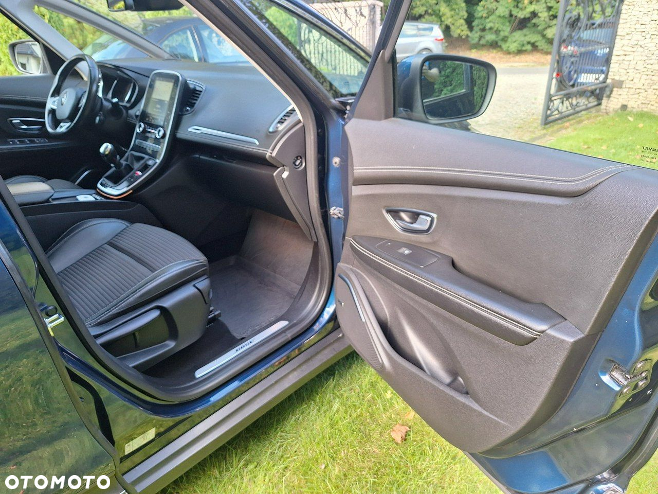 Renault Scenic ENERGY TCe 130 BOSE EDITION - 16