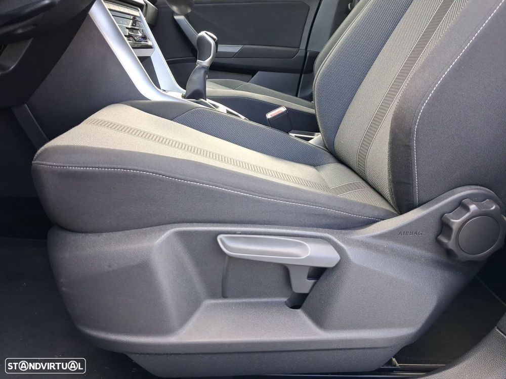 VW T-Roc 1.0 TSI Urban - 16
