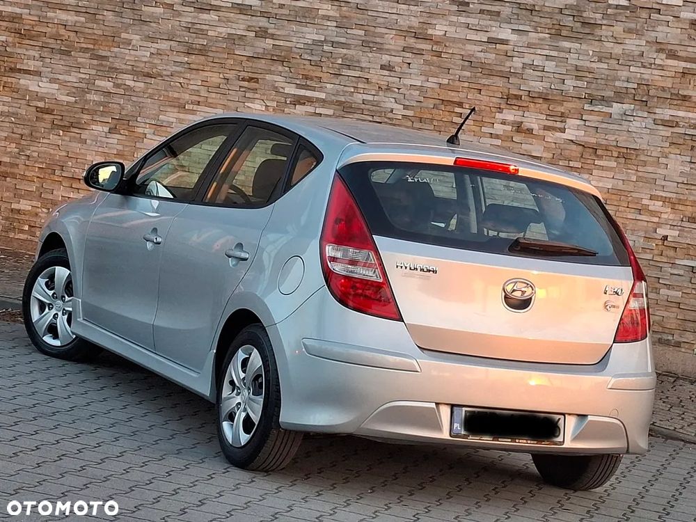 Hyundai i30 1.4 FIFA WM Edition - 19