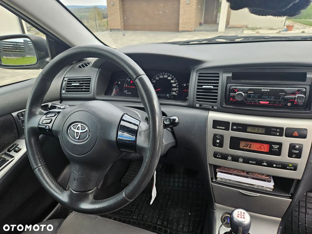 Toyota Corolla 1.4 D-4D Luna - 9