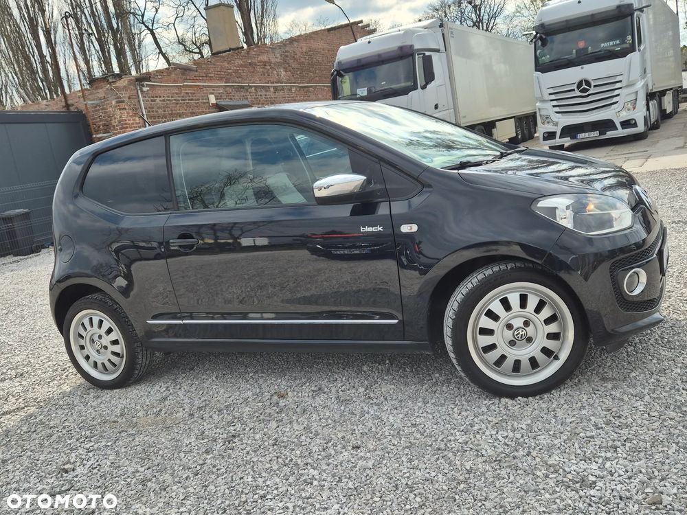 Volkswagen up! 1.0 street - 16