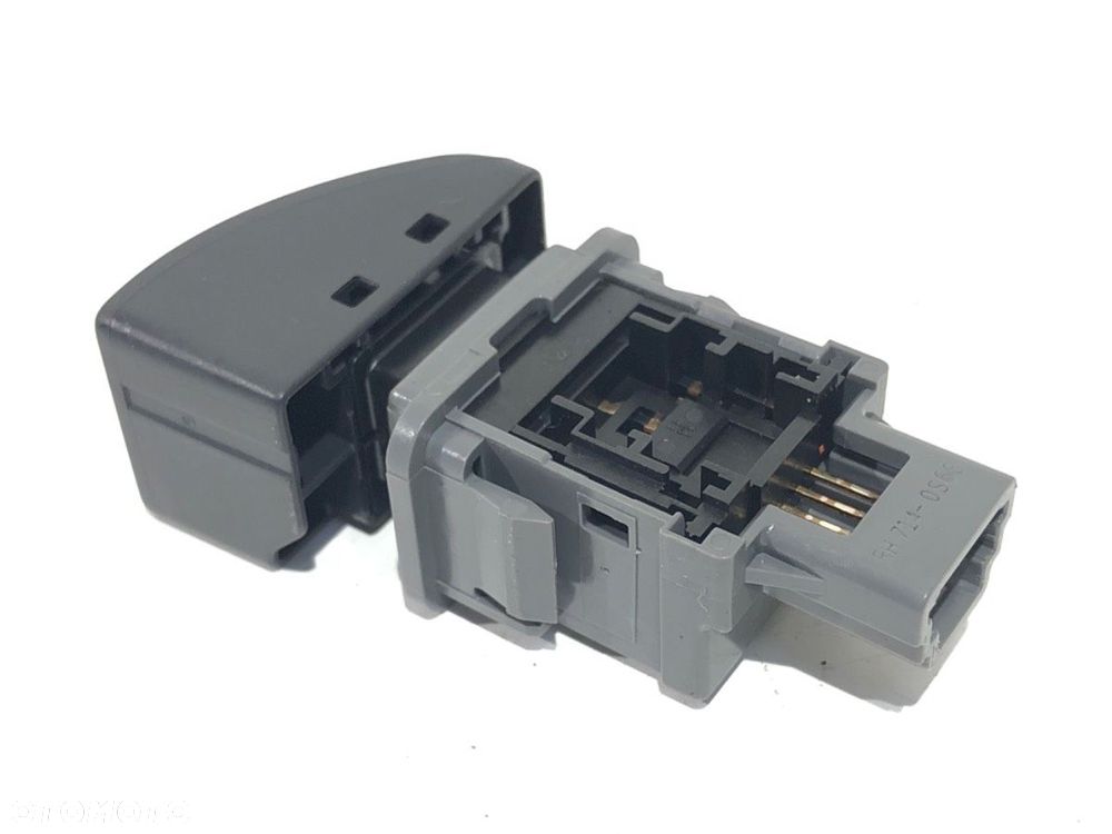 WŁĄCZNIK ŚWIATEŁ AWARYJNYCH - 45.00 PLN - TOYOTA C-HR (_X1_) 2016 - 2022 1.2 (NGX10_) 85 kW [116 - 3