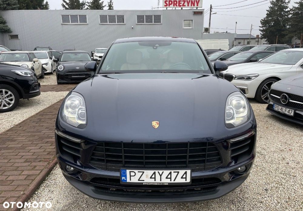 Porsche Macan - 2