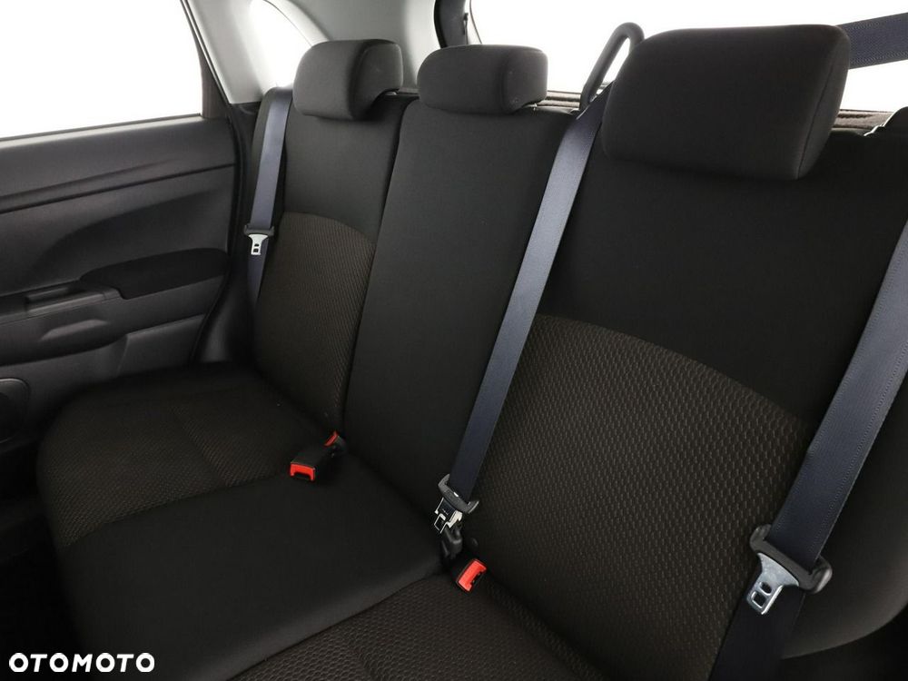 Mitsubishi ASX 1.6 2WD Intense - 18