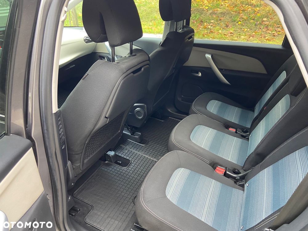 Citroën C4 Picasso - 10