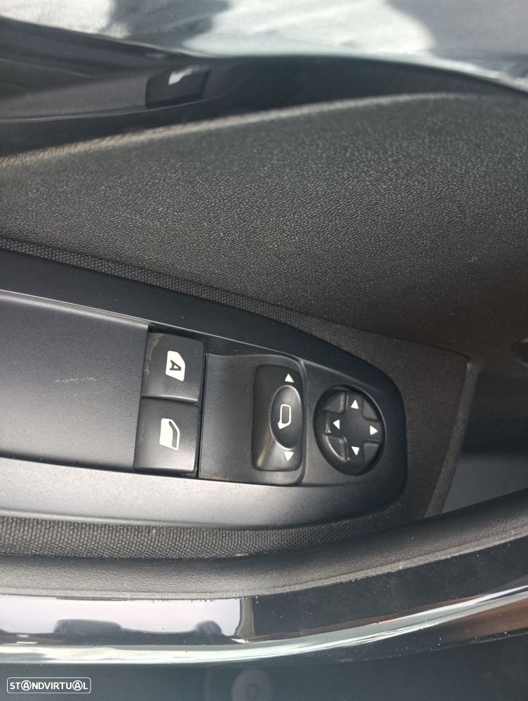 Peugeot 208 1.4 HDi Active - 10
