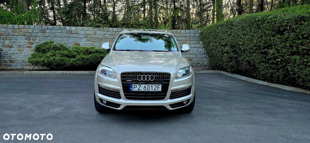 Audi Q7 - 4