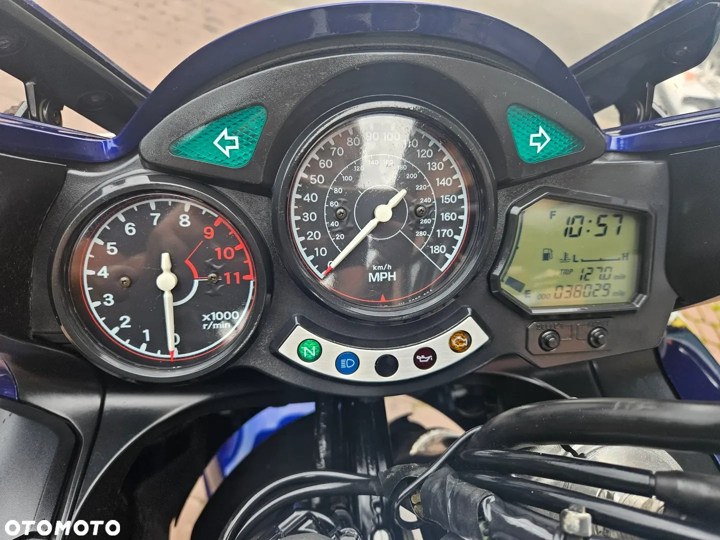 Yamaha FJR - 3