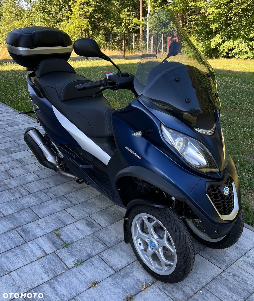 Piaggio MP-3 - 8