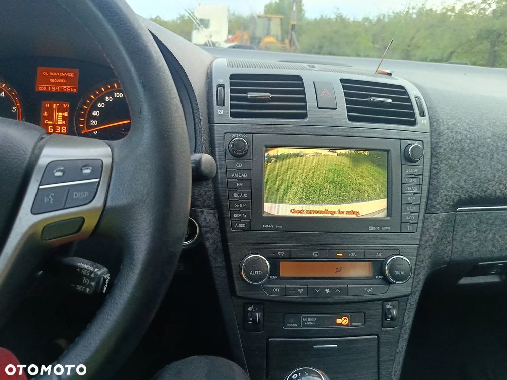 Toyota Avensis 2.2 D-CAT Sol plus NAVI - 10
