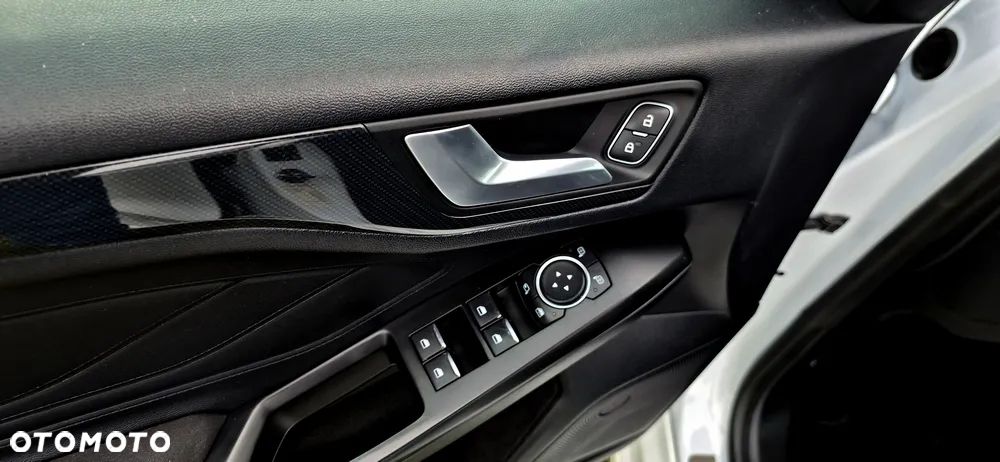 Ford Focus 1.5 EcoBlue STart-Stopp-System ST-LINE - 20