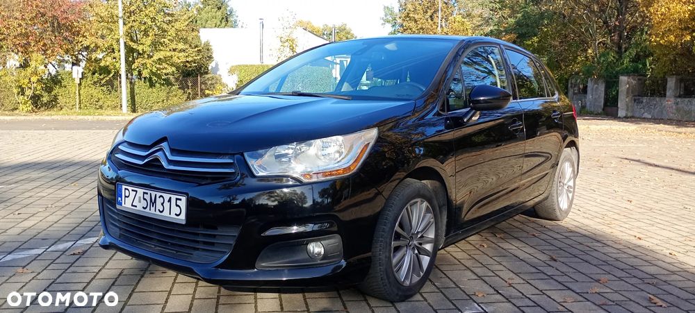 Citroen C4 2011 photo 2