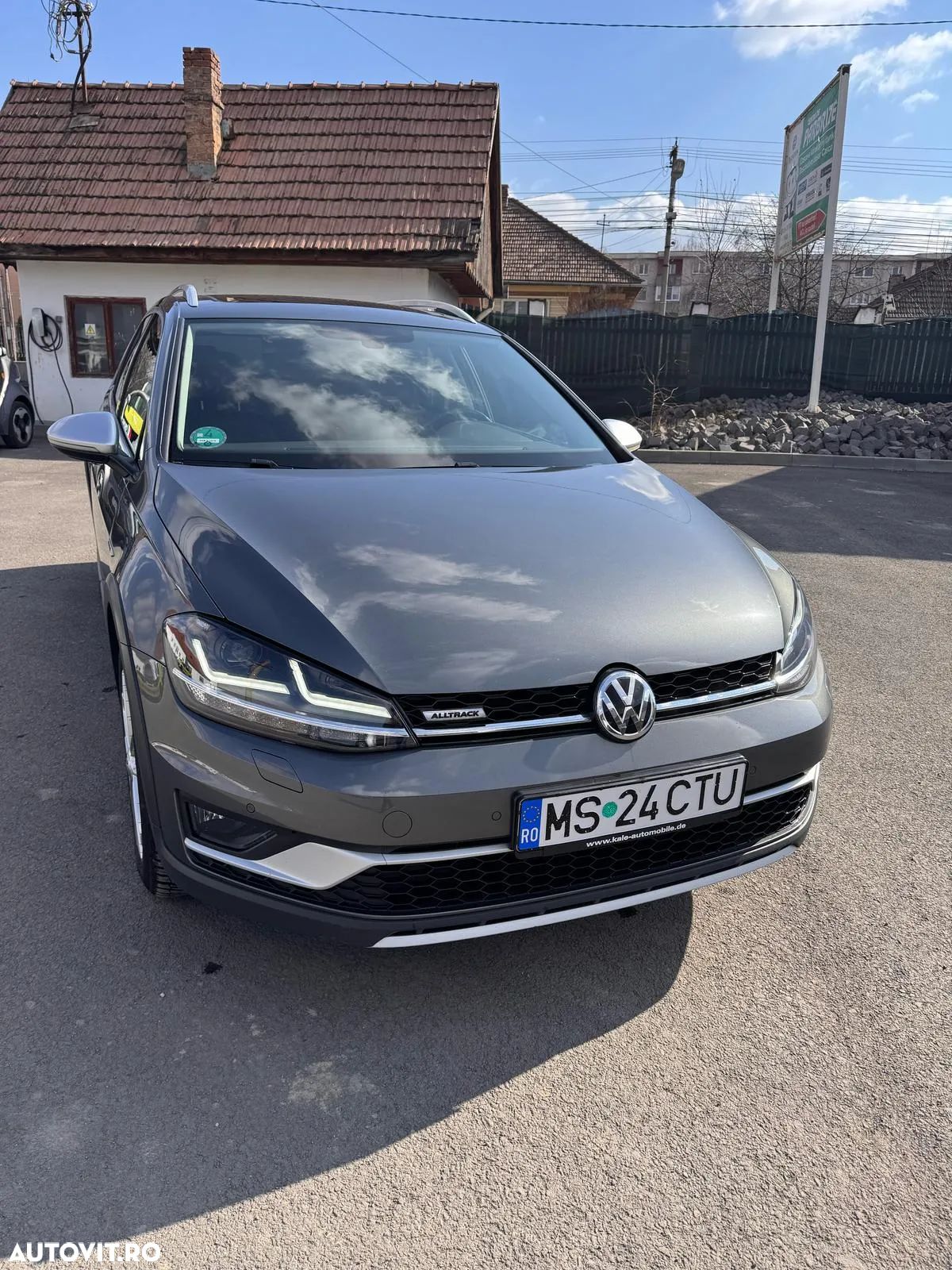 Volkswagen Golf Variant 2.0 TDI SCR 4Motion DSG Alltrack - 1