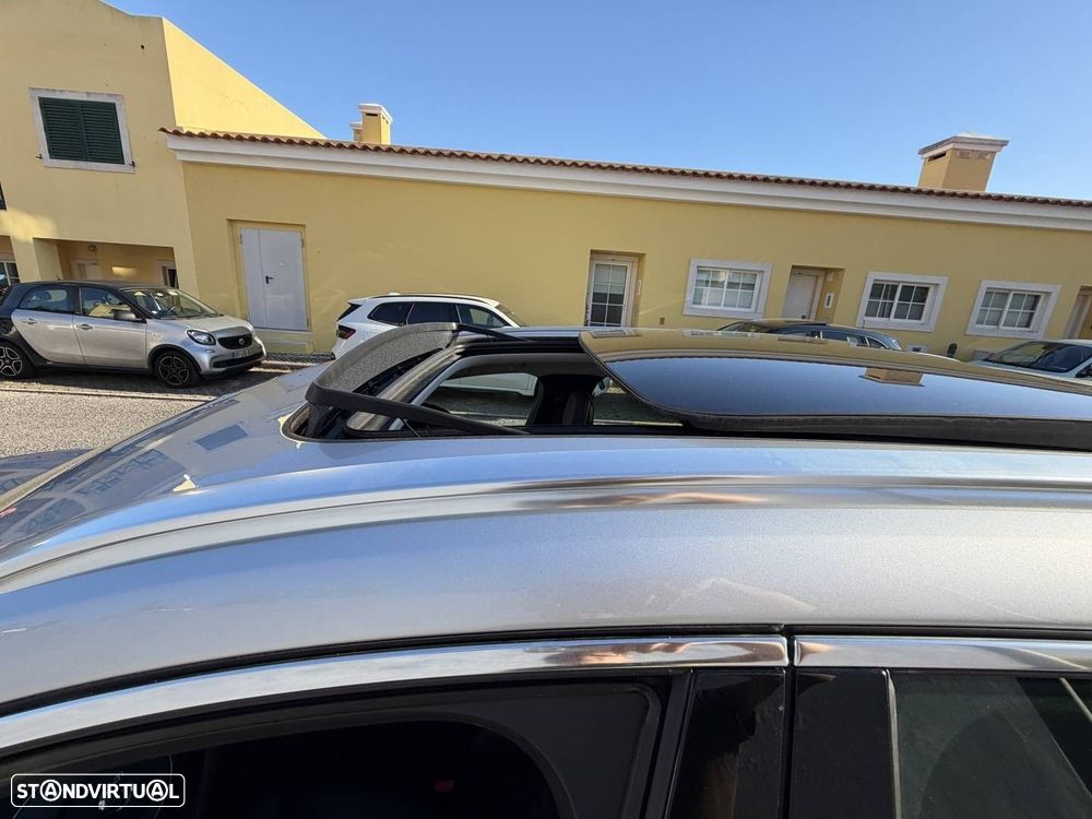 Volvo XC 60 2.0 T6 PHEV Inscription AWD - 22