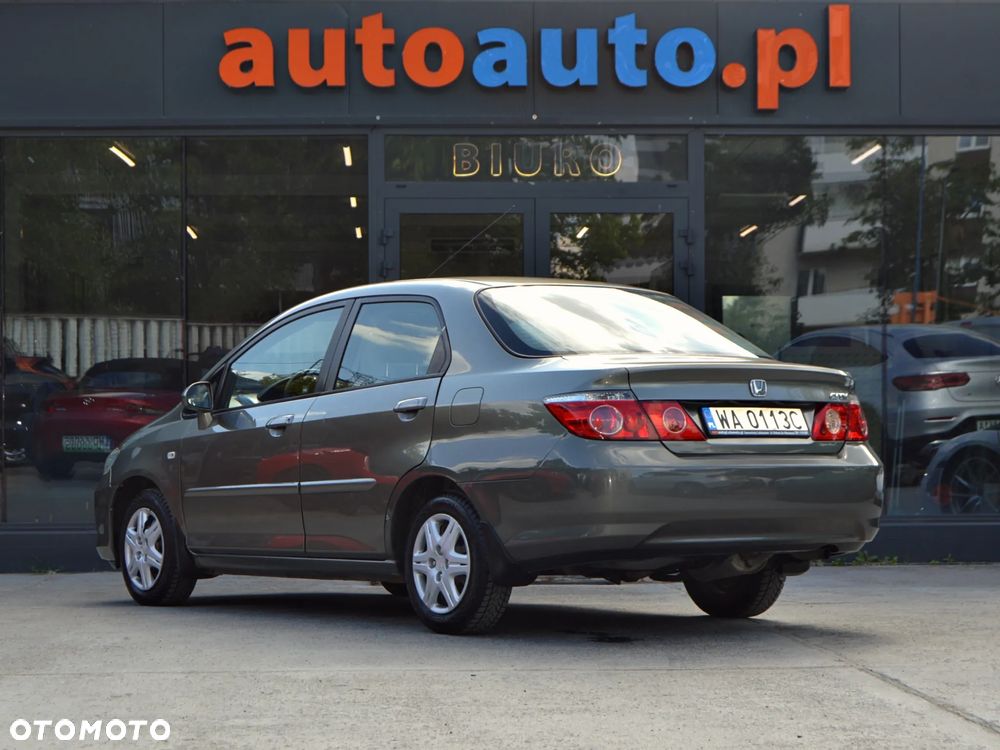 Honda City 1.4 Comfort - 4
