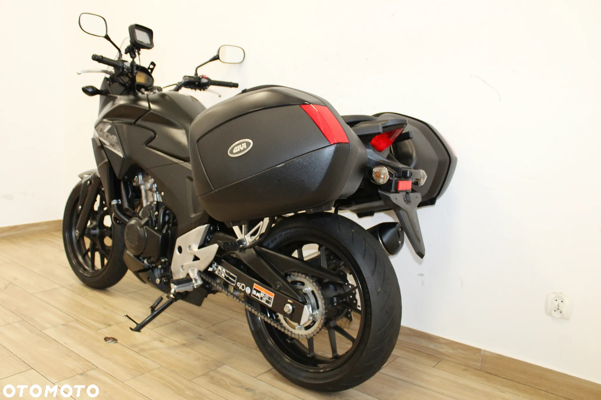 Honda CB - 17