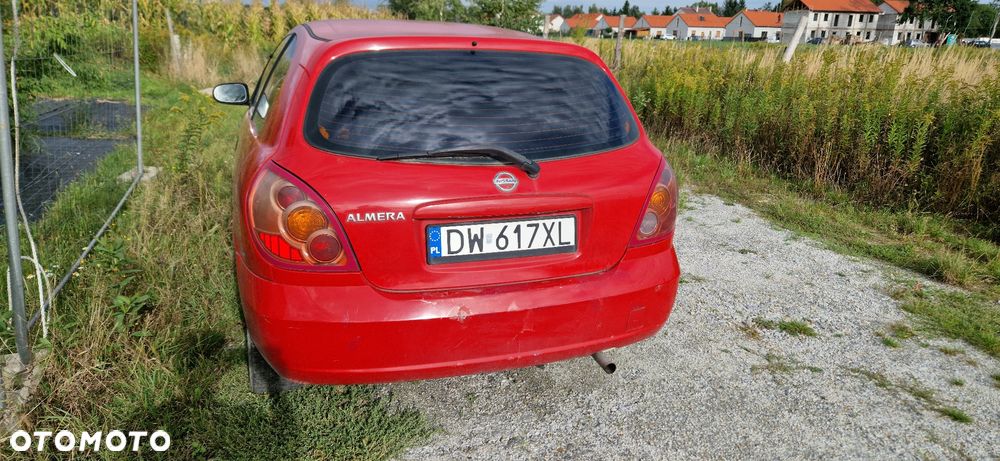 Nissan Almera - 4