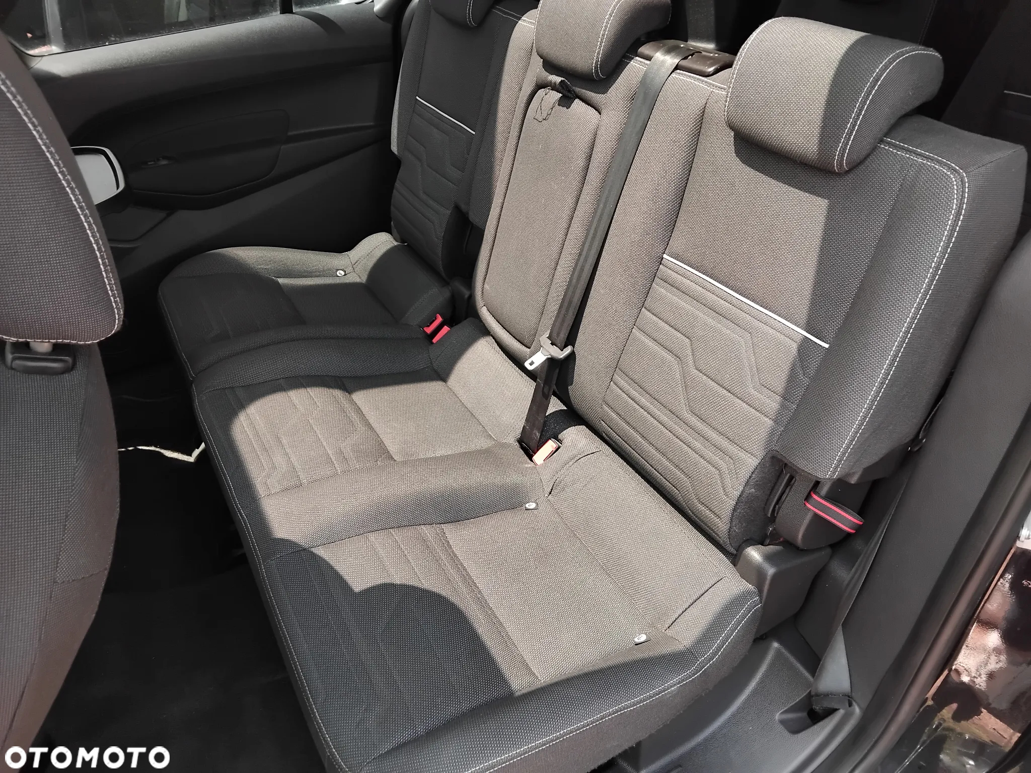 Ford Tourneo Connect 1.5 TDCi Start-Stop Titanium - 8