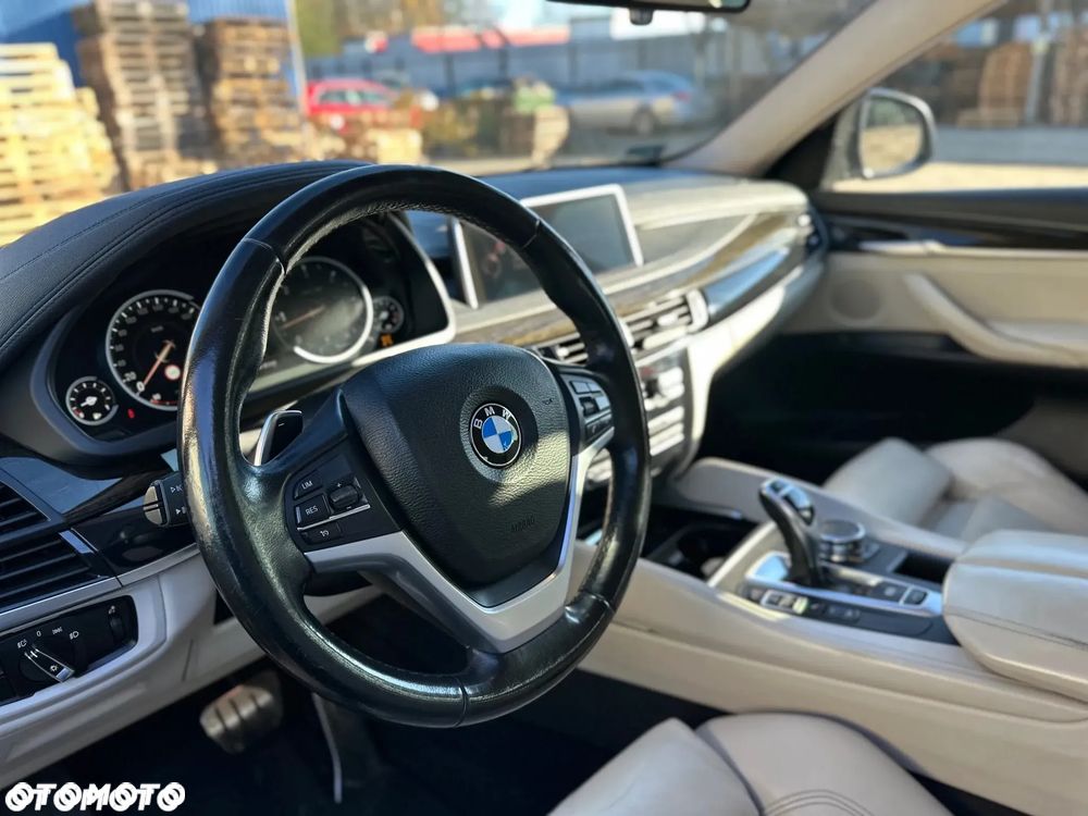 BMW X6 - 15