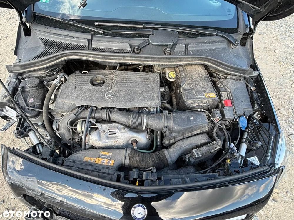Mercedes-Benz Klasa B 180 BlueEFFICIENCY Edition - 16