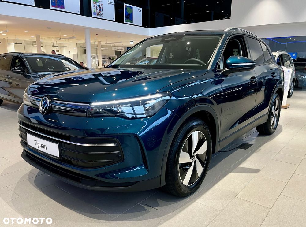 Volkswagen Tiguan - 2