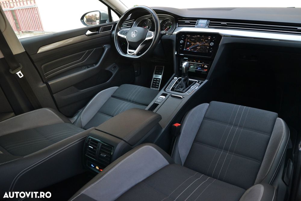 Volkswagen Passat Alltrack - 25
