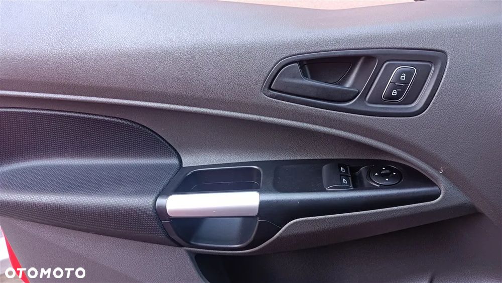 Ford TRANSIT CONNECT - 31