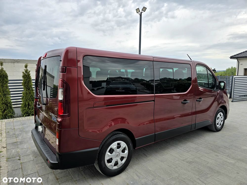 Renault Trafic - 16