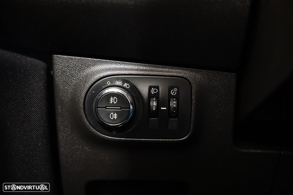 Opel Corsa 1.2 Dynamic - 12