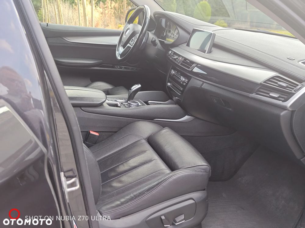 BMW X6 xDrive30d - 11