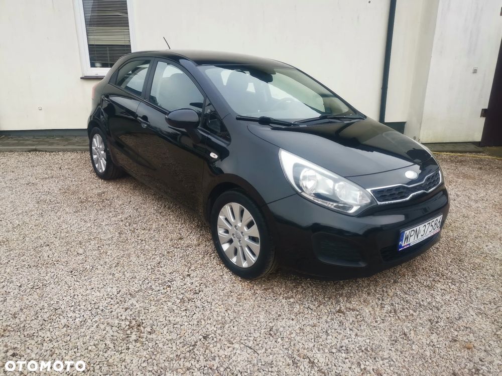Kia Rio 1.2 Attract - 17