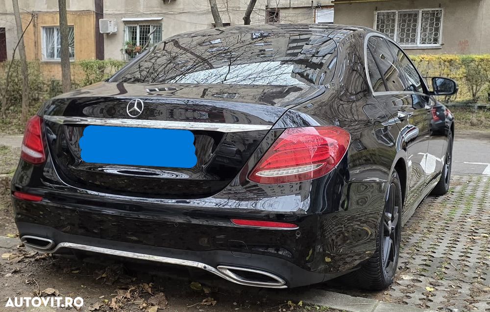 Mercedes-Benz E 220 d 4Matic T 9G-TRONIC Avantgarde - 5