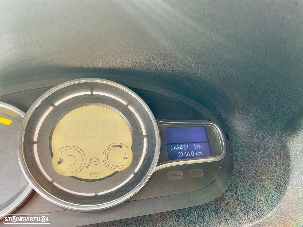 Renault Mégane 1.5 dCi Dynamique - 12