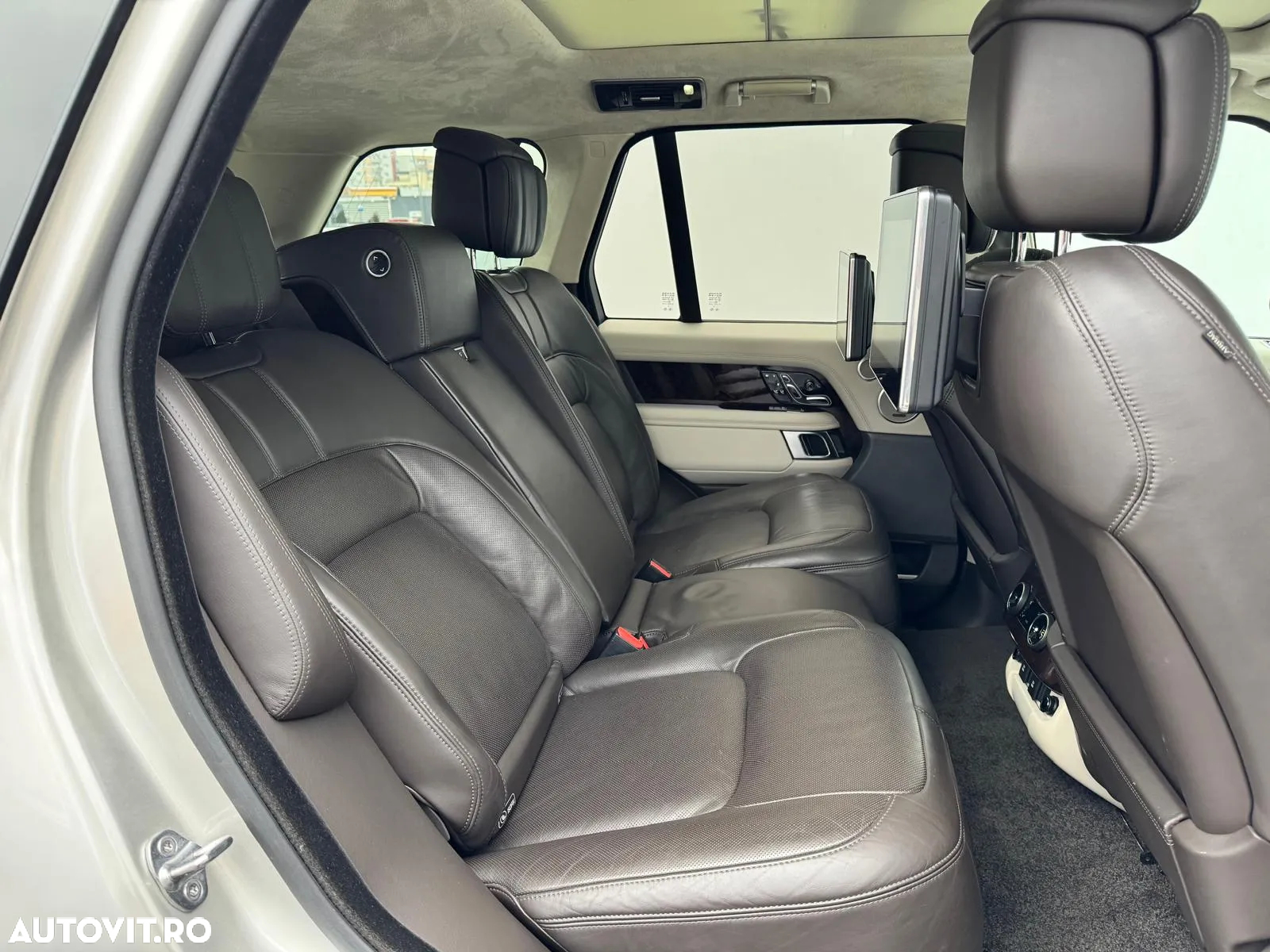 Land Rover Range Rover Vogue - 28
