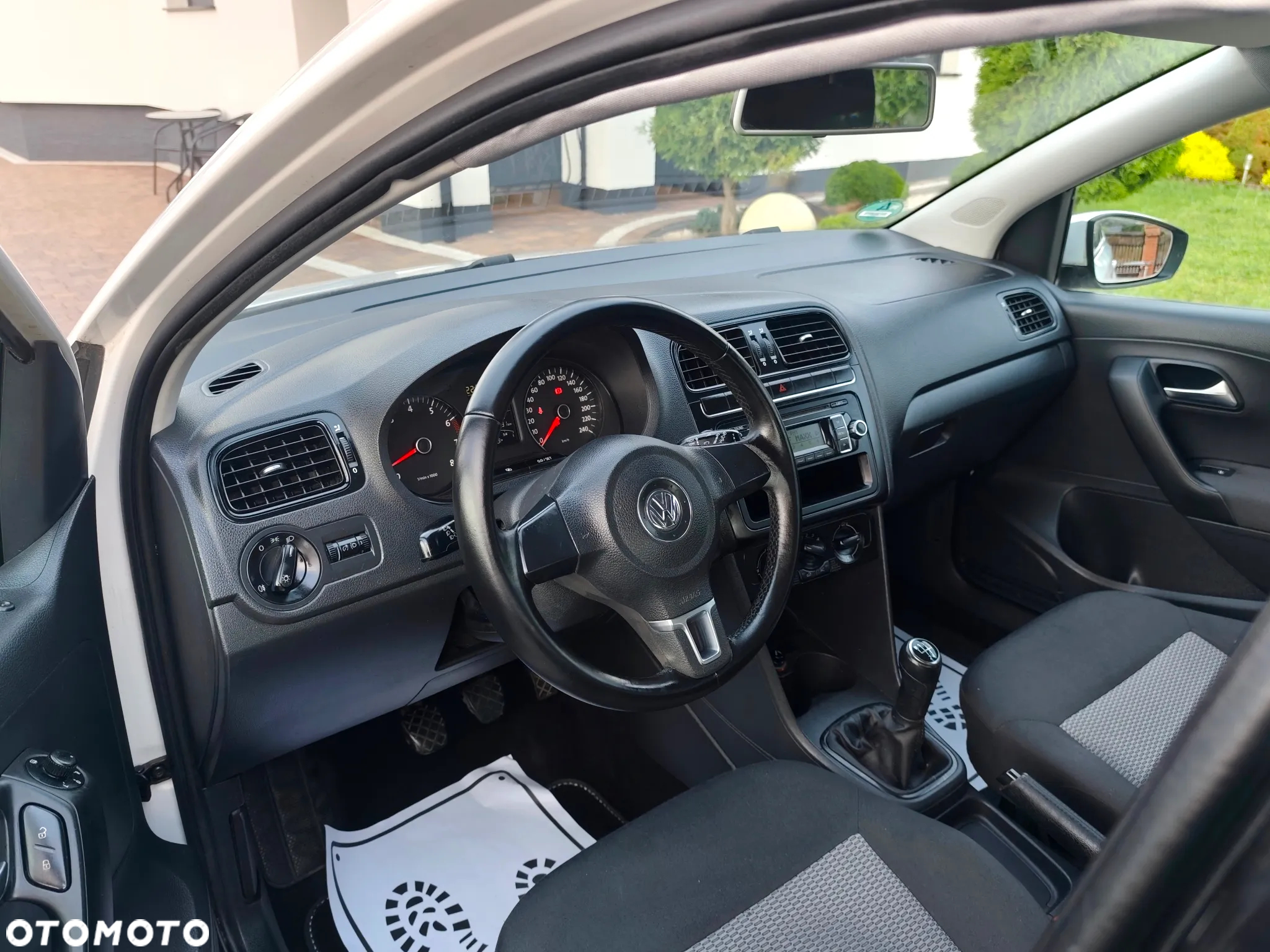 Volkswagen Polo - 24