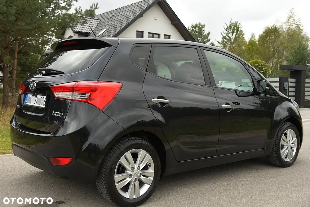 Hyundai ix20 - 8